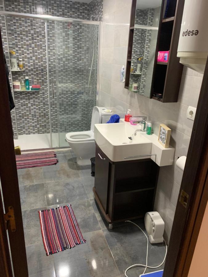 Habitación con cama individual, piso compartido en Avenida Blasco Ibáñez Valenza Esterno foto