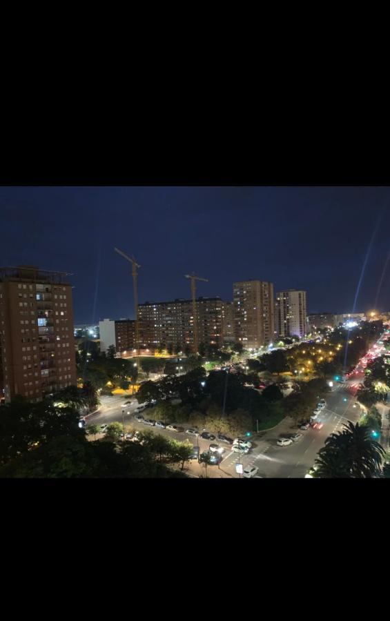 Habitación con cama individual, piso compartido en Avenida Blasco Ibáñez Valenza Esterno foto