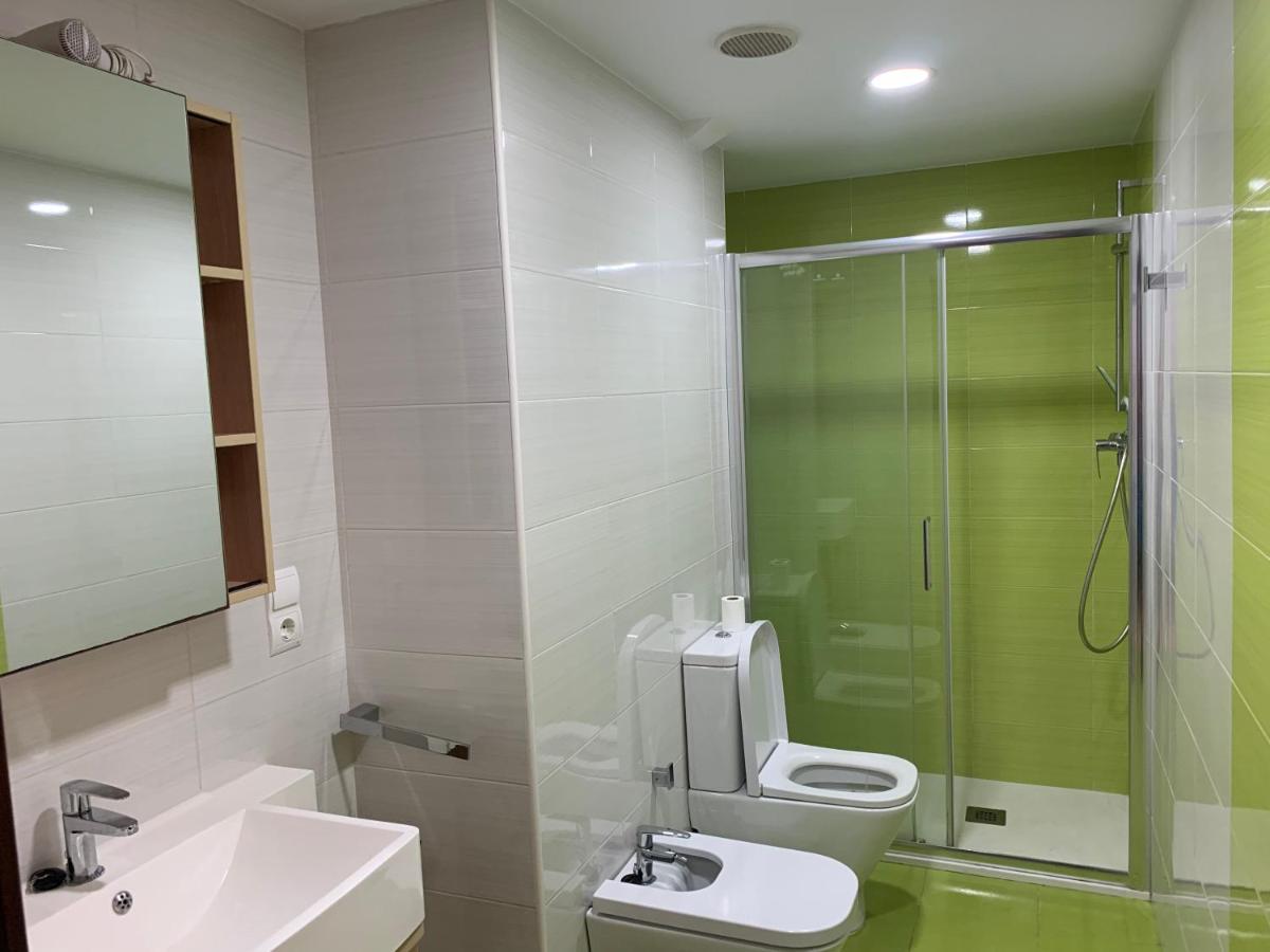 Habitación con cama individual, piso compartido en Avenida Blasco Ibáñez Valenza Esterno foto